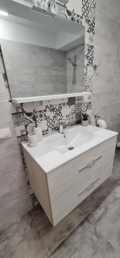Apartament Bacovia Bacău エクステリア 写真